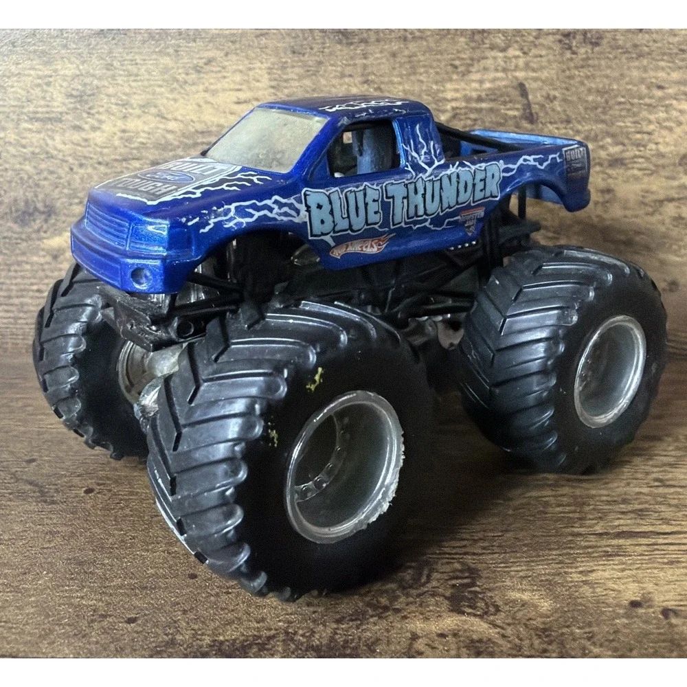 Monster Jam Hot Wheels Blue Thunder 1:64 Diecast Please Read Fast Safe Shipping